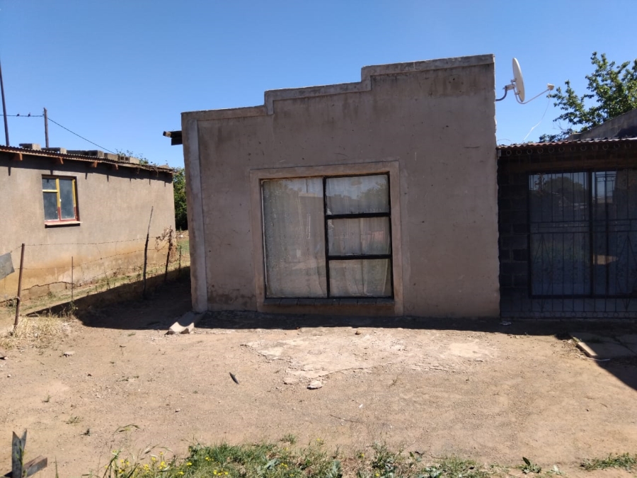 2 Bedroom Property for Sale in Botshabelo Free State